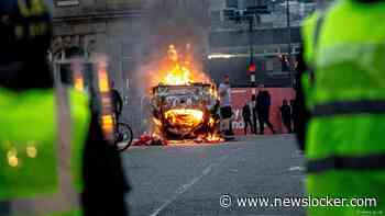 Ruim duizend arrestaties na rellen in Engeland: 'Nog maar net begonnen'