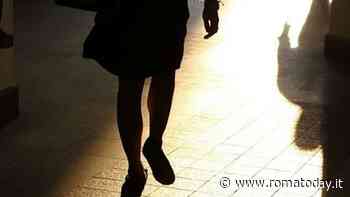 Geloso della ex la pedina per mesi e la minaccia