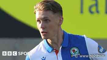 Cambridge sign Blackburn defender O'Riordan on loan