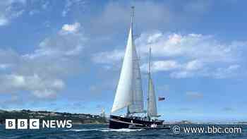 Sailing crews set off early ahead of poor weather