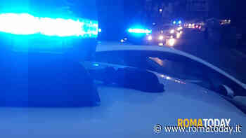 Incidente a Roma: travolto da un'auto mentre attraversa la strada, sequestrata l'Audi A1