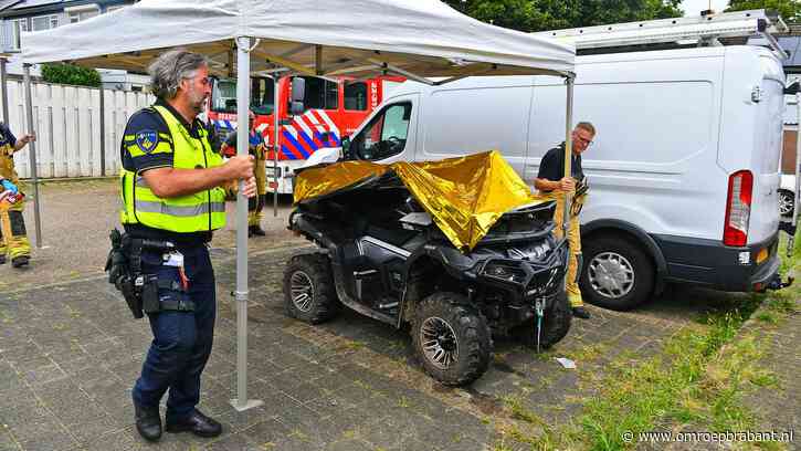 Zwaargewonde man belandt in ziekenhuis, politie onderzoekt huis en quad