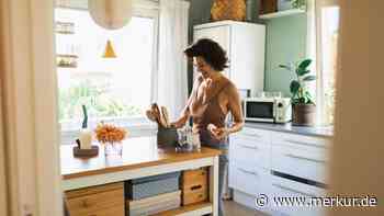 Mehr Platz in der Küche: So hilft die 90/90-Regel beim Ausmisten