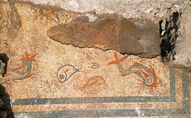 Archaeologists Discover 2,000-Year-Old Decorated Mosaic in England