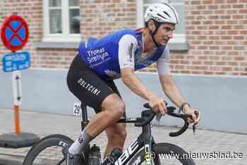 Kevin Lava klopt Gil D’Heygere in Beernem