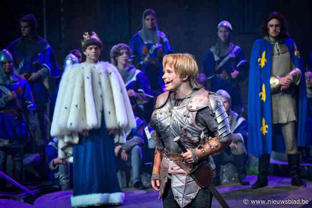 Spektakelmusical ‘Jeanne d’Arc’ begonnen aan reeks voorstellingen bij kasteel de Merode: “Je weet écht niet waar eerst te kijken”