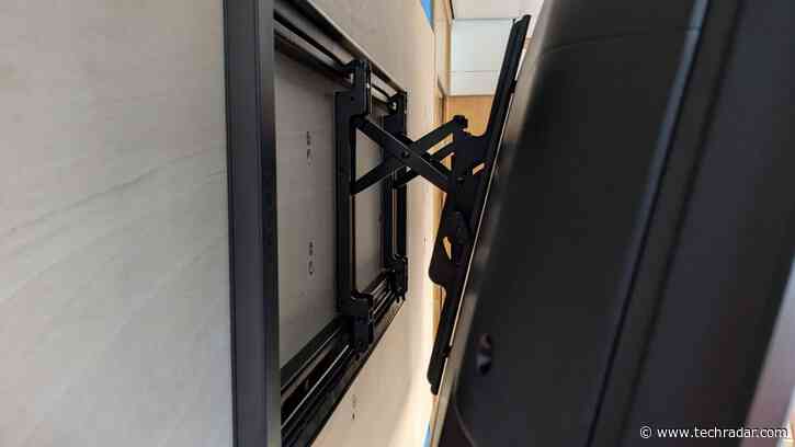 Sanus VLT7-B2 review: a sturdy, premium tilting wall-mount for TVs of nearly every size