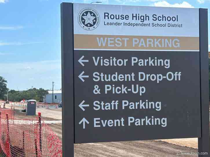 Rouse High School student hit by vehicle in school parking lot