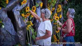 In beeld | Duizenden mensen herdenken einde WO II in Nederlands-Indië