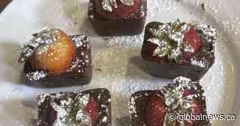 Simply Delicious Recipe: Chocolate Cube Strawberries