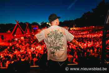 Dit was de eerste dag van Rijvers Festival: “Precies alsof we op vakantie zijn”