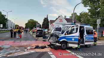 Heftiger Crash in München: Polizeiauto kracht in BMW – vier Personen verletzt
