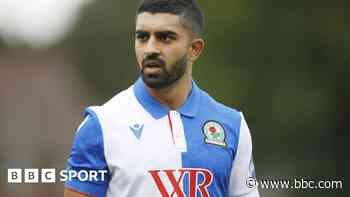 Chesterfield sign Markanday and Araujo on loan