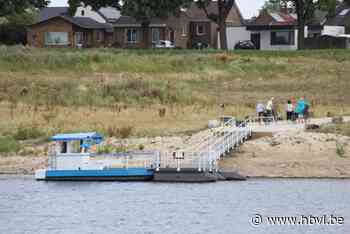 Veerpont over de Maas in Rotem tijdelijk uit de vaart