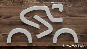 Gericht klärt Schuldfrage: Wenn der Radler mit gesenktem Kopf in ein Auto fährt