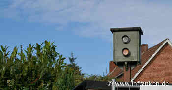 Kreis Bamberg: 62-Jähriger stellt Blitzer-Attrappe auf - gefährliche Bremsmanöver sind die Folge