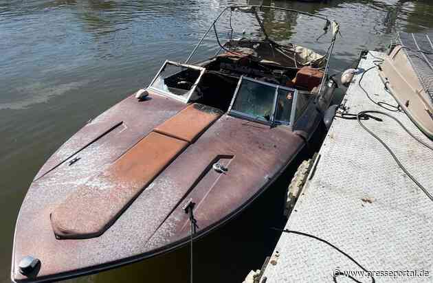 PP-ELT: Brennendes Sportboot in der Marina Winningen