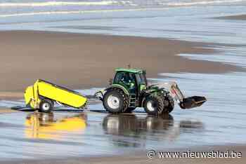Middelkerke zet beachcleaner in tegen steenpuin op strand