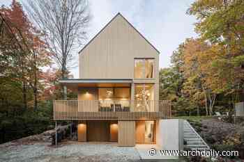 The Orford House / Thellend Fortin Architectes