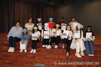 Mit Helden zur deutschen Sprache