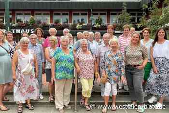 Steinhagener Landfrauen auf „Wolke 7“ und an „geheimen Orten“ im Rathaus