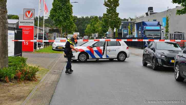 Man aangehouden na vondst drugslab, wapens ontdekt in huis van verdachte