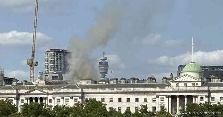 Londoner Feuerwehr: Brand in Somerset House