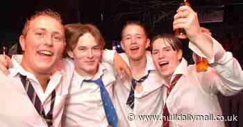 Photos of nights out in Hull at Jazzbo Browns, LA's, The Lamp and Haworth Arms more than 20 years ago