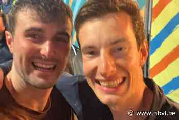 Hasselaar weet selfie met Fred Again.. te scoren: “Dit is bucketlistmateriaal”