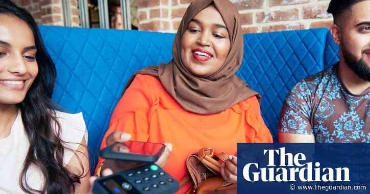 £100 cash and interest-free overdrafts: how to pick a student bank account