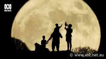 Next week will start with a 'blue' supermoon. Here's the best night to see it