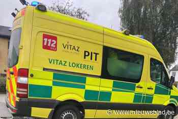 Fietser maakt zware val