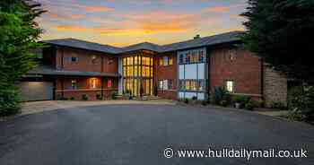 UK home with heated pool and huge garden looks like a holiday villa abroad