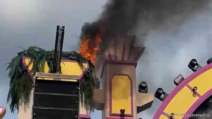 Brand op podium van Decibel Outdoor, show tijdelijk stilgelegd