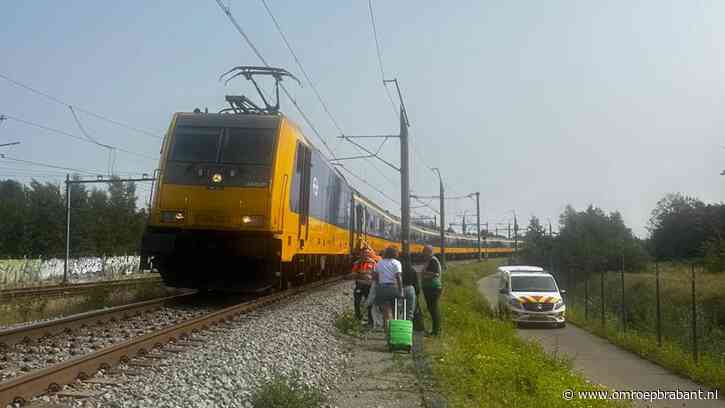 Trein staat urenlang stil bij Breda, reizigers geëvacueerd
