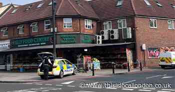 Police cordon off supermarket after stabbing