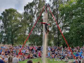 Straattheater lokt veel volk naar Ternat