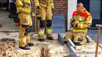 112-nieuws: auto komt in bramenstruik terecht • aanhoudingen na vechtpartij
