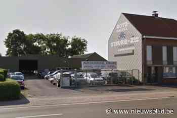 Vergunning voor appartementen en acht woningen