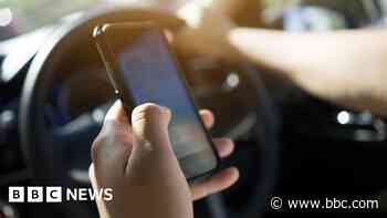 Police to use HGV to catch drivers using mobiles