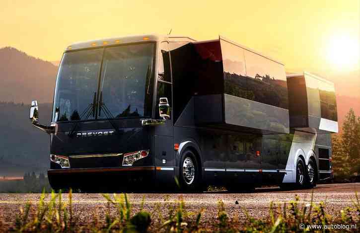 Deze gigantische camper is luxueuzer (en duurder) dan jouw huis