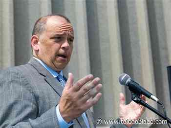 Petitions for Toledo charter change on mayoral terms submitted to city council