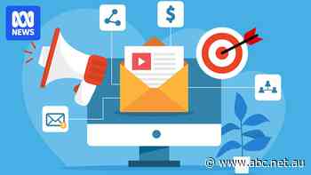 Young Australians being 'bombarded' by 'manipulative' dark marketing campaigns