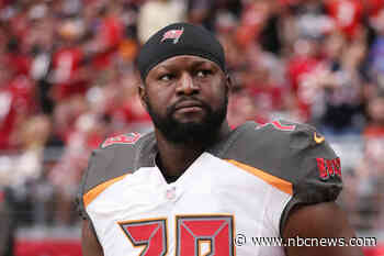 Ex-NFL player Gosder Cherilus arrested after allegedly urinating on elderly woman during Delta flight