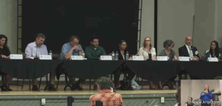 Taos holds town hall on health and housing