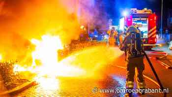 112-nieuws: auto en brommobiel in vlammen op • man rijdt met ogen dicht