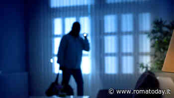 Romani in vacanza e ladri in azione: colpo da 100 mila euro in un appartamento
