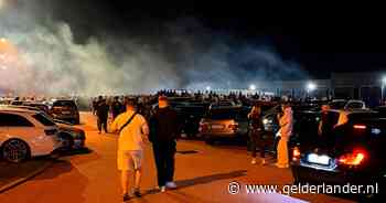 Grote groep kon allerlei capriolen uithalen tijdens carmeeting, hierom deed de politie in eerste instantie niets