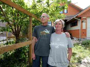 'Neighbours supporting neighbours': Returning Jasper resident calls loss to community striking after wildfire