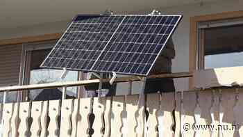 Brandgevaar door balkonzonnepaneel met stekker: 'Dit kan echt misgaan'